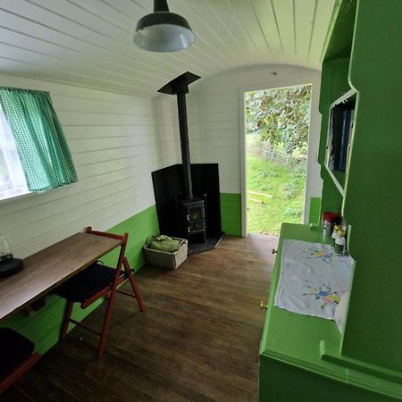 The Delkin Shepherds Huts 캐슬쿰 외부 사진